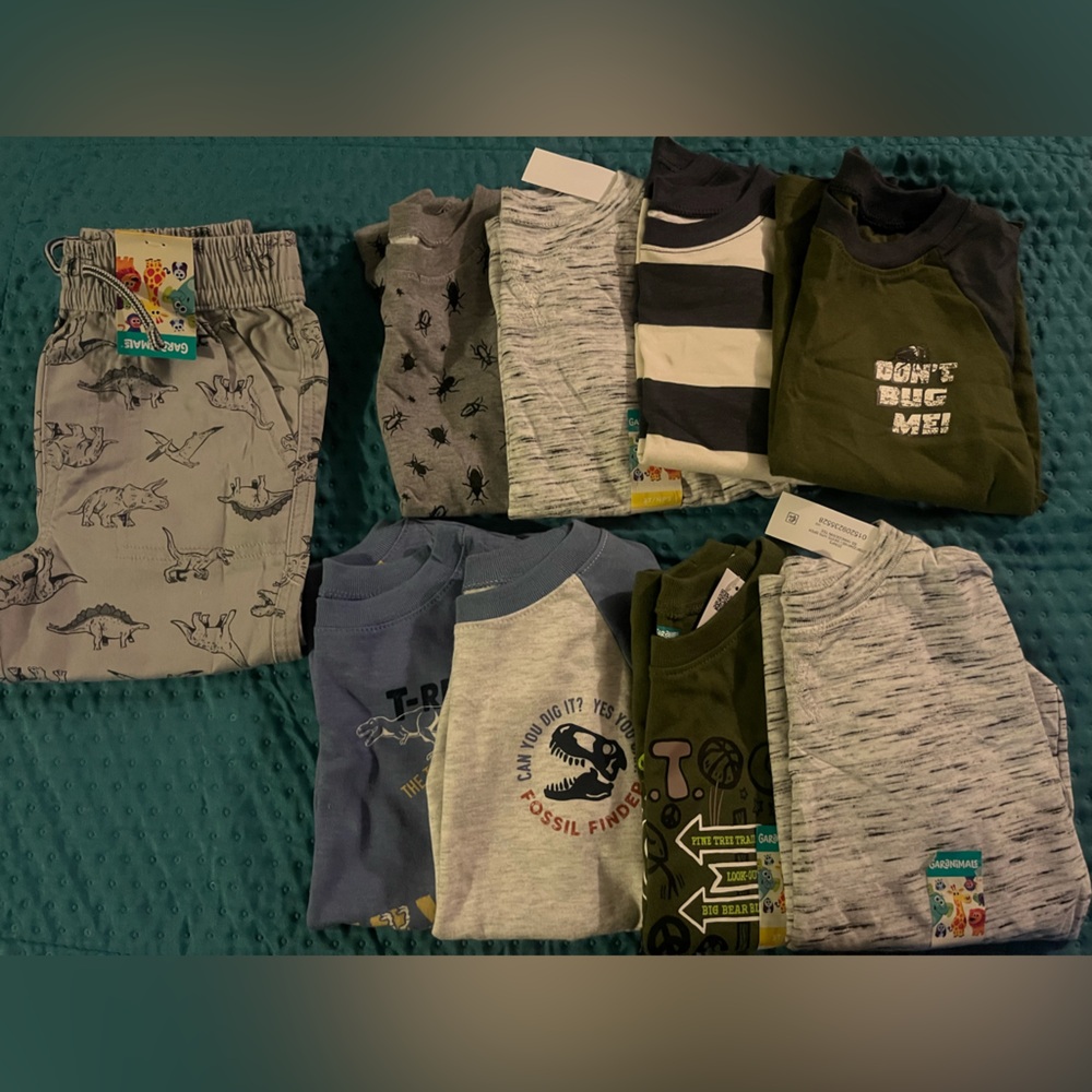 NWT 3T BOYS SHIRTS AND PANTS BUNDLE.